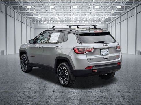 Used 2019 Jeep Compass Trailhawk AWD/4WD image 3
