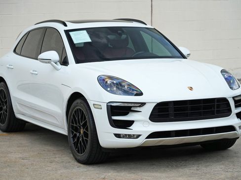 Used 2018 Porsche Macan GTS w/ Premium Package Plus AWD/4WD image 52