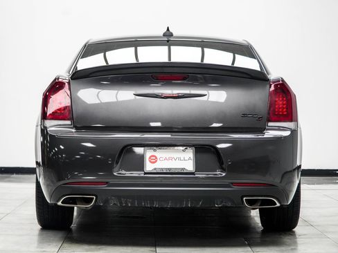 Used 2023 Chrysler 300 S w/ Comfort Group RWD image 14