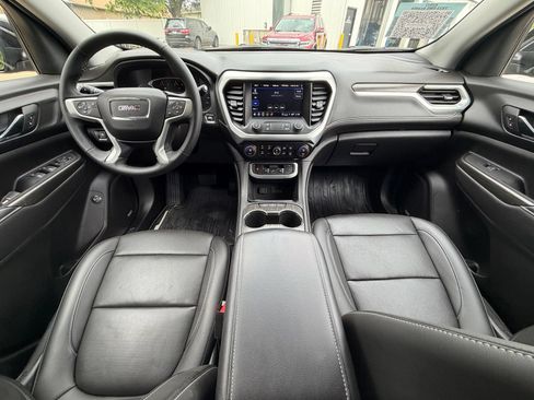 Used 2023 GMC Acadia SLT FWD image 25