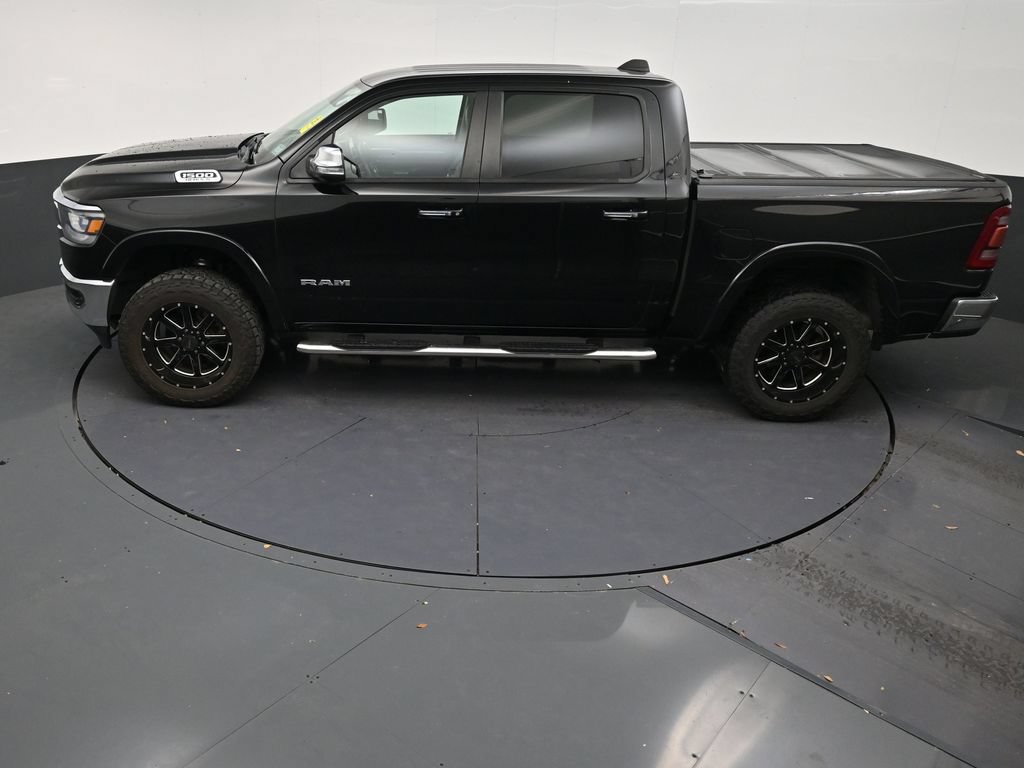 Used 2019 RAM 1500 Laramie AWD/4WD image 12