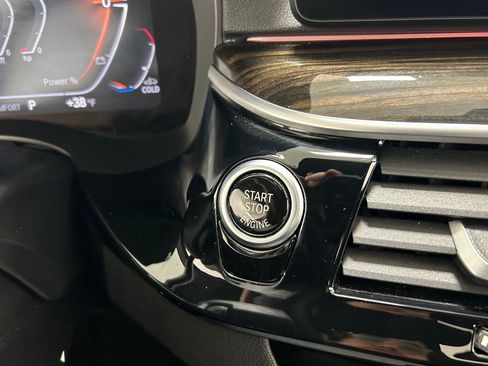 Used 2023 BMW 540i xDrive w/ Premium Package image 15