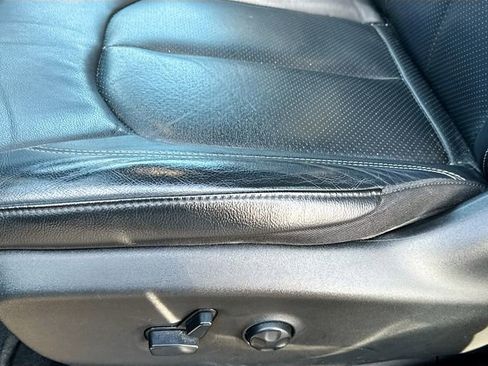 Used 2021 Chrysler Pacifica Touring-L w/ S Appearance Package image 18