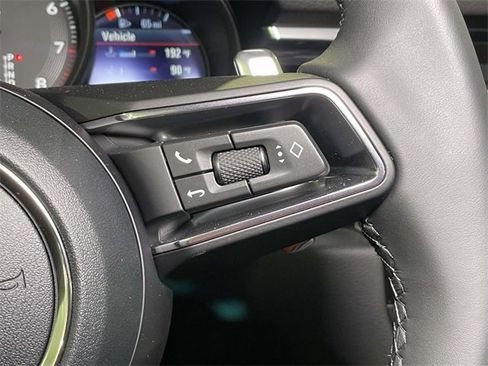 New 2026 Porsche Macan image 39