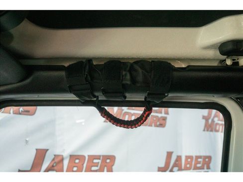 Used 2023 Jeep Wrangler Unlimited Rubicon 4xe AWD/4WD image 22