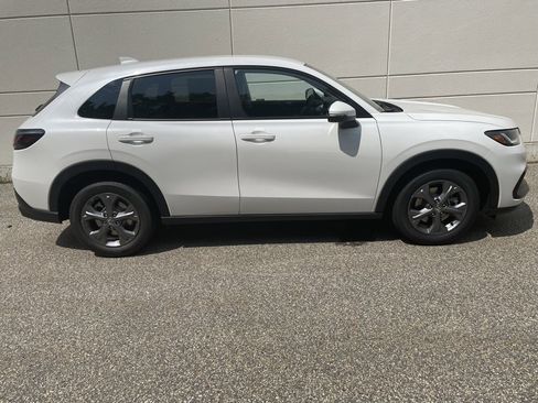 New 2026 Honda HR-V LX image 5