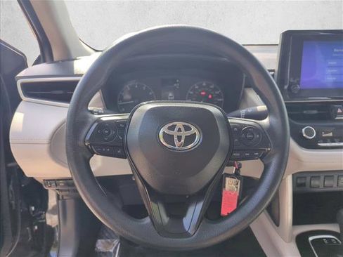 Used 2024 Toyota Corolla Cross L FWD image 13