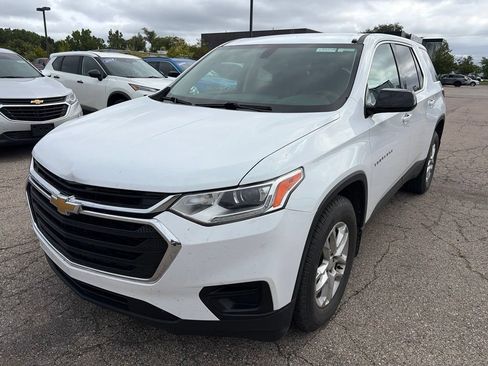 Used 2018 Chevrolet Traverse LS AWD/4WD image 1