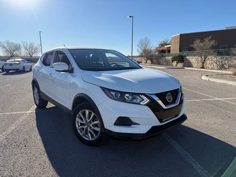 Used 2021 Nissan Rogue Sport S image 5