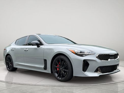 Used 2023 Kia Stinger GT2 w/ Option Group 015 RWD image 2
