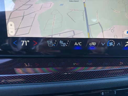 New 2026 Chevrolet Traverse RS image 12