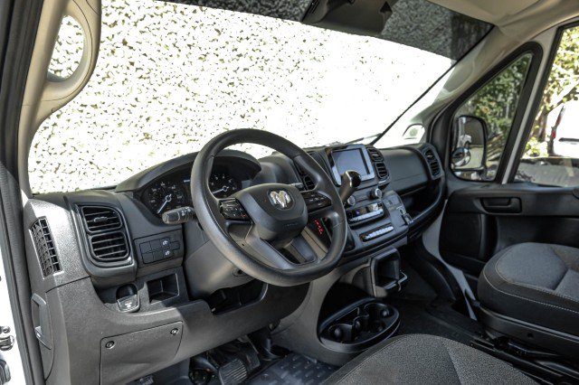 Used 2023 RAM ProMaster 2500 FWD image 2