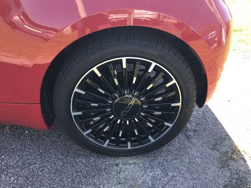 Used 2024 FIAT 500 e (RED) image 25