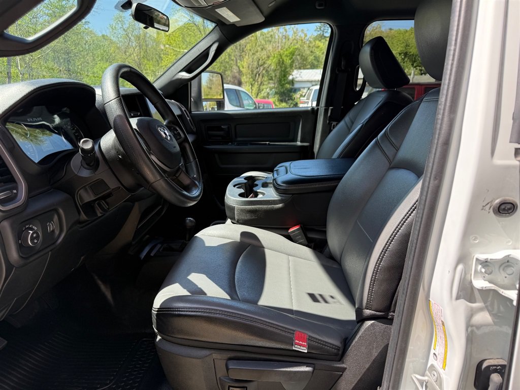 Used 2024 RAM 2500 Tradesman w/ Special Service Vehicle Group AWD/4WD image 7