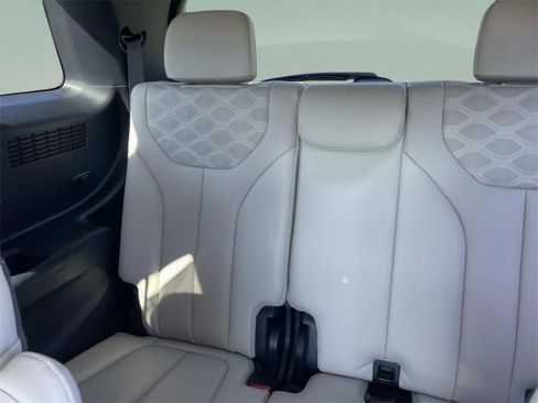 Used 2021 Hyundai Palisade Limited image 10