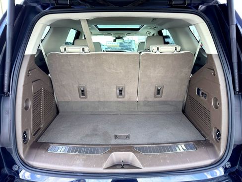 Used 2023 GMC Yukon Denali image 8