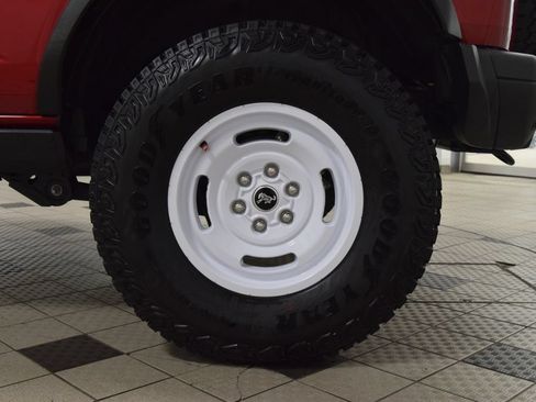 Used 2025 Ford Bronco Heritage Edition AWD/4WD image 22
