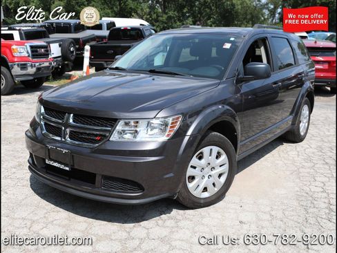 Used 2017 Dodge Journey SE w/ Flexible Seating Group FWD image 1