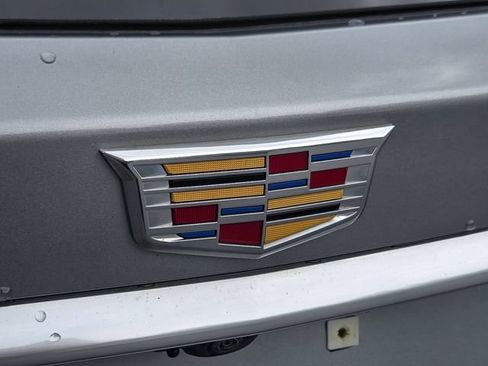 Used 2023 Cadillac XT6 Sport w/ Technology Package AWD/4WD image 24