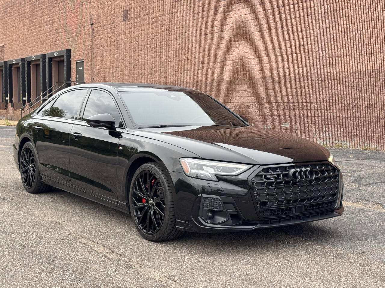 Used 2022 Audi A8 L 3.0T w/ Executive Package AWD/4WD image 2