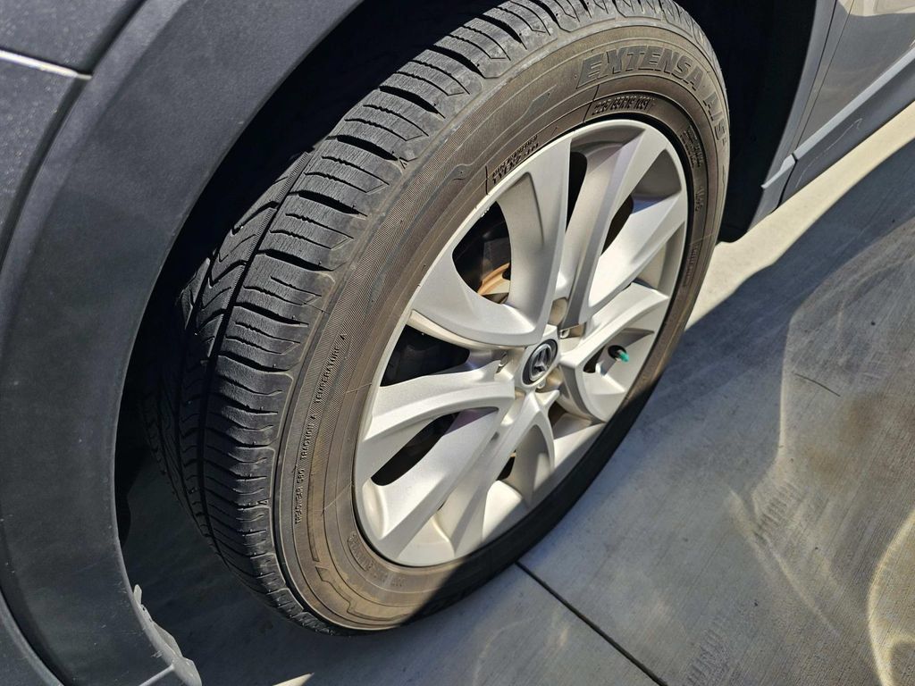 Used 2013 MAZDA CX-5 Grand Touring w/ GT Tech Pkg FWD image 10