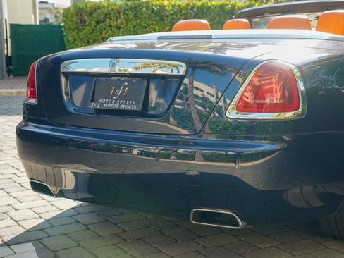 Used 2016 Rolls-Royce Dawn image 46