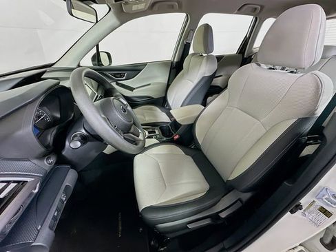 Used 2023 Subaru Forester image 12