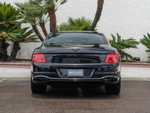 Used 2024 Bentley Flying Spur S V8 AWD/4WD image 37