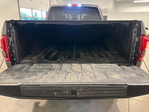 Used 2016 Ford F150 Lariat w/ Equipment Group 502A Luxury AWD/4WD image 32