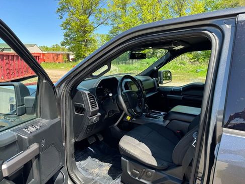 Used 2019 Ford F150 XLT w/ Equipment Group 302A Luxury image 12