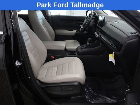 Used 2025 Honda CR-V EX-L image 23