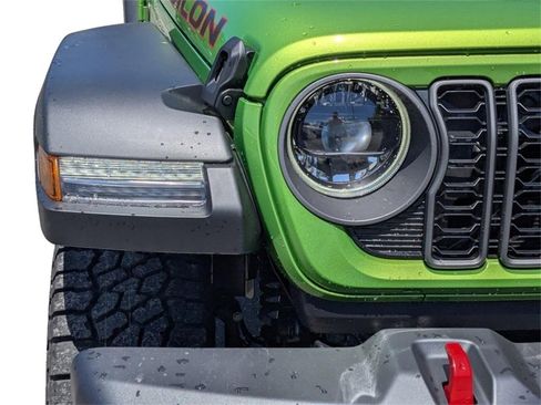 New 2025 Jeep Gladiator Rubicon w/ Safety Group image 9