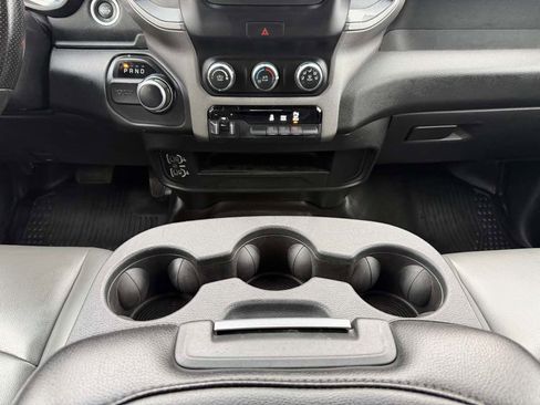 Used 2020 RAM 2500 Tradesman w/ Chrome Appearance Group image 31