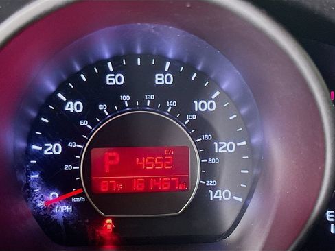 Used 2018 Kia Soul FWD image 17