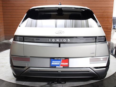 Used 2023 Hyundai Ioniq 5 Limited image 2