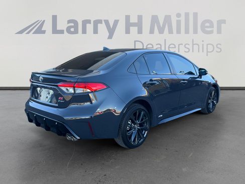 Used 2025 Toyota Corolla SE image 5