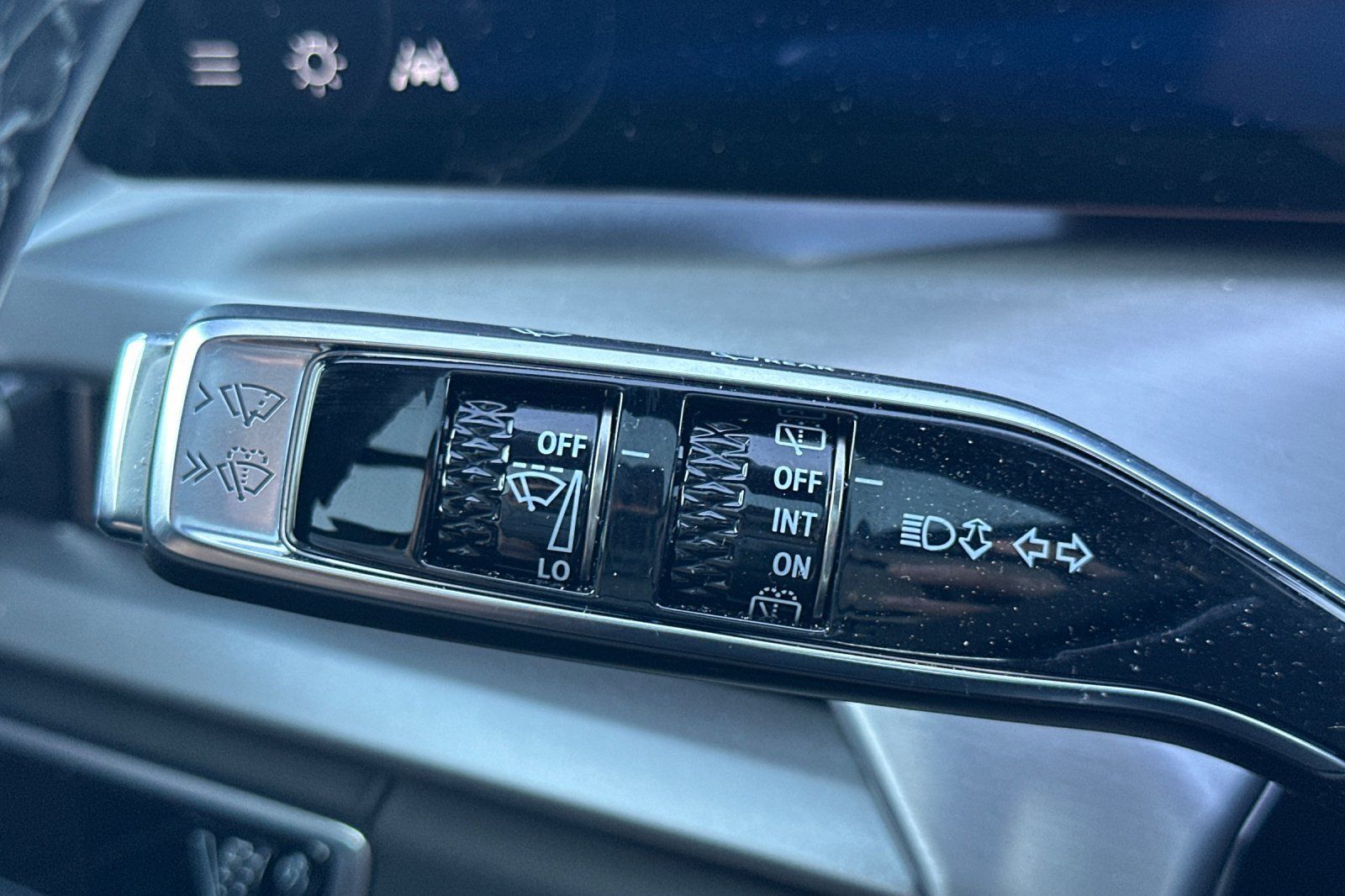 Certified 2026 Cadillac Vistiq Sport AWD/4WD image 34