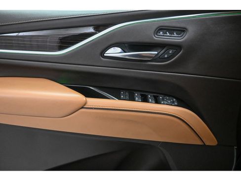 Used 2021 Cadillac Escalade Sport w/ Driver Assist Tech Package image 32