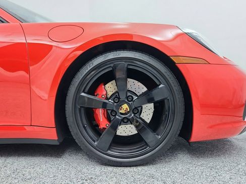 Used 2021 Porsche 911 Carrera 4S image 37