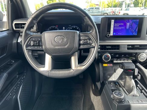 Certified 2025 Toyota 4Runner TRD Off-Road AWD/4WD image 14