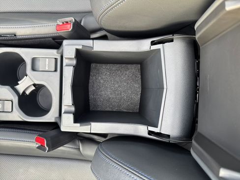 Used 2025 Subaru Forester Limited image 29