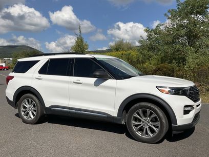 Certified 2020 Ford Explorer XLT w/ Equipment Group 202A