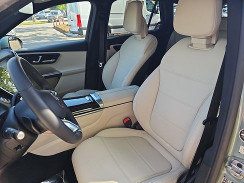 Certified 2026 Mercedes-Benz GLC 300 4MATIC image 16