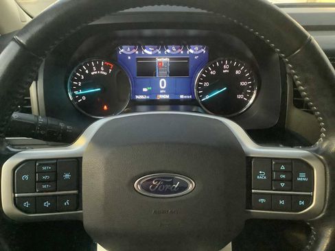 Used 2023 Ford Expedition Max XLT image 16