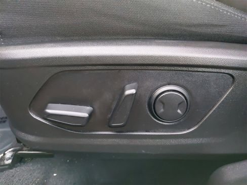 Used 2023 Hyundai Santa Cruz SEL image 16