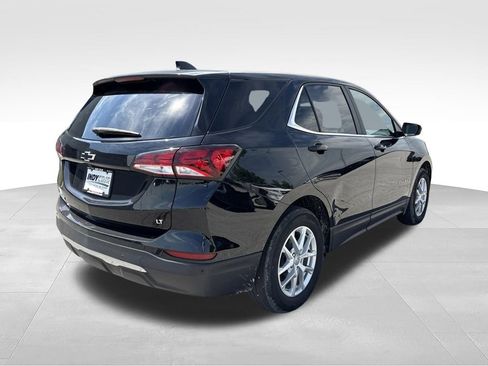 Used 2024 Chevrolet Equinox LT w/ LPO, Floor Liner Package FWD image 4