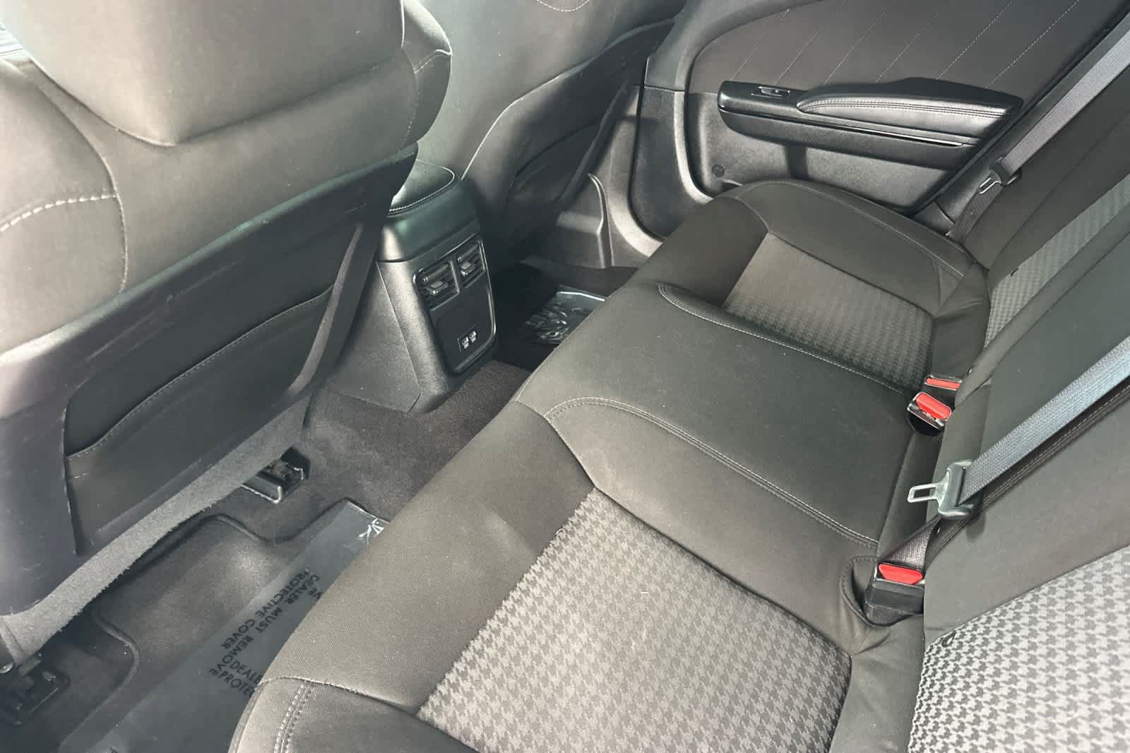 Used 2021 Dodge Charger GT w/ Blacktop Package RWD image 4