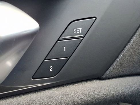 New 2026 BMW X5 xDrive50e image 22