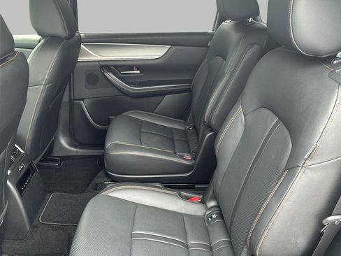 Used 2024 MAZDA CX-90 3.3 Turbo w/ Premium Package AWD/4WD image 19