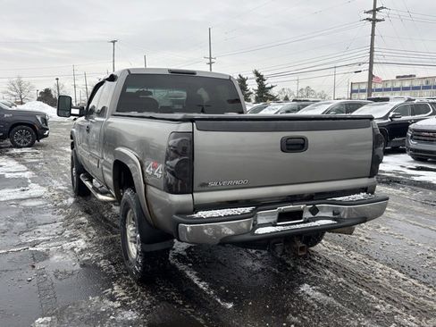 Used 2006 Chevrolet Silverado 2500 LT w/ Snow Plow Prep Package image 7